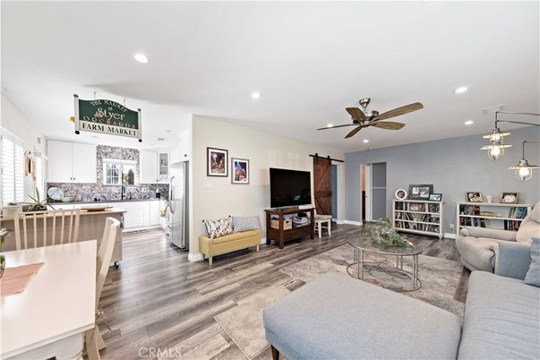 Interior, Kitchen, Living room, Pendant Lights, Recessed Lighting, Wood Texture Flooring