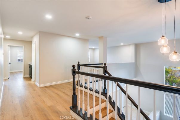 Interior, Pendant Lights, Recessed Lighting, Wood Texture Flooring