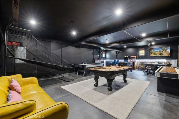 Billiard Table, Game Room, Interior, Recessed Lighting