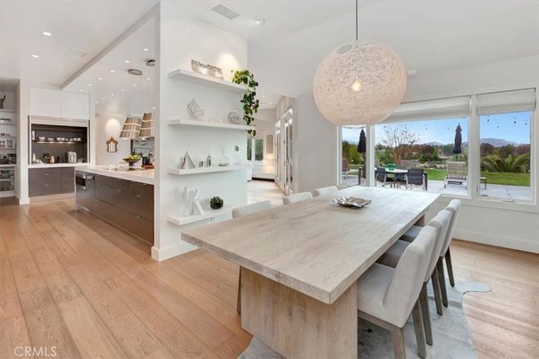 Dining room, Interior, Kitchen, Pendant Lights, Recessed Lighting, Wood Texture Flooring