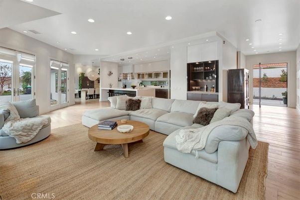 Dining room, Interior, Kitchen, Living room, Pendant Lights, Recessed Lighting, Wood Texture Flooring