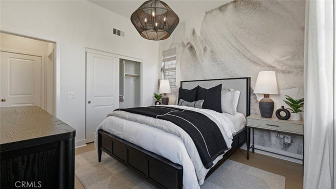 Bedroom, Interior, Pendant Lights, Wood Texture Flooring