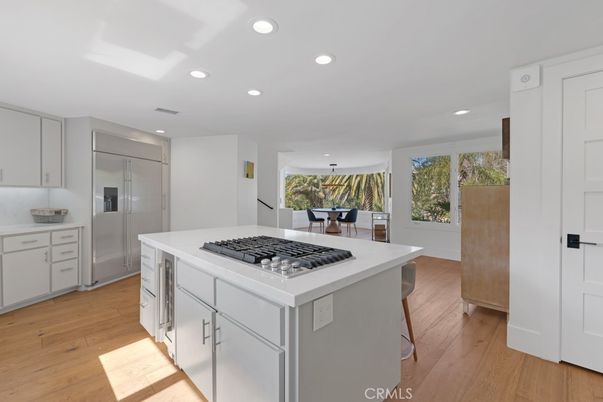Dining room, Interior, Kitchen, Recessed Lighting, Stainless Steel Appliances, Wood Texture Flooring