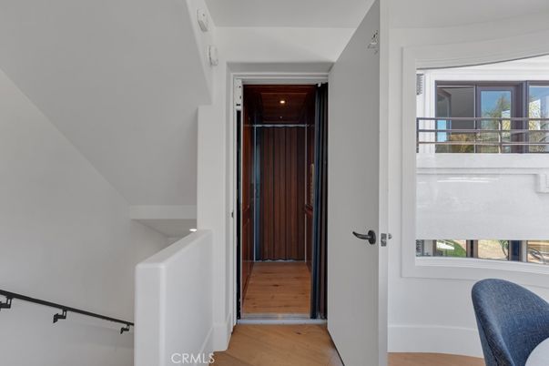 Elevator, Interior, Recessed Lighting, Wood Texture Flooring