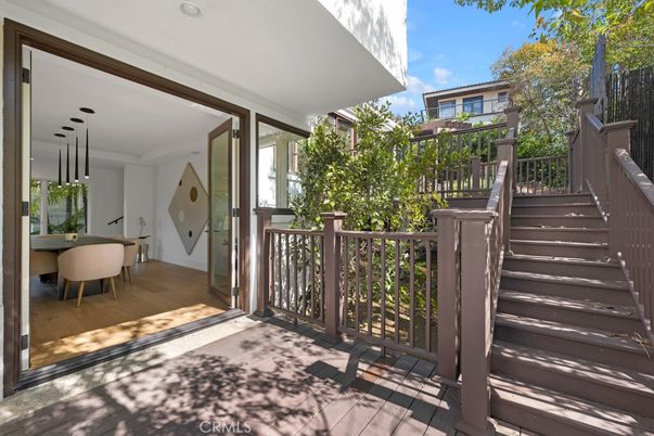 Exterior, Wood Texture Flooring