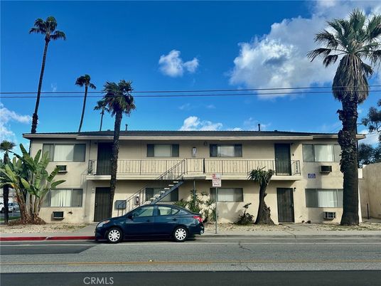 Exterior, Facade, Condo Building
