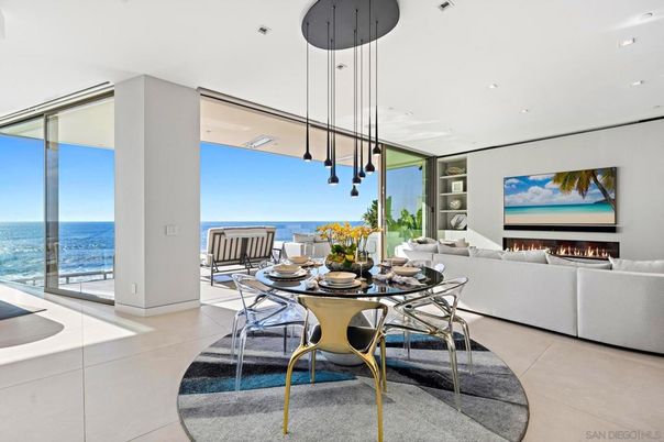 Fireplace, Interior, Living room, Pendant Lights, Recessed Lighting, Water