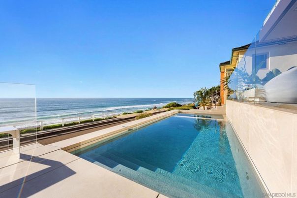 Exterior, Pool, Water