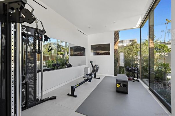 Fitness Equipment, Interior, Recessed Lighting