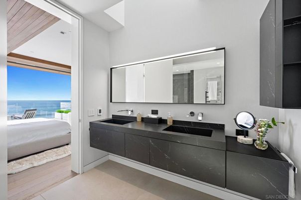 Bathroom, Bedroom, Dual Sink Vanities, Interior, Water