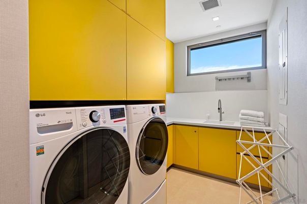 Interior, Recessed Lighting, Washer
