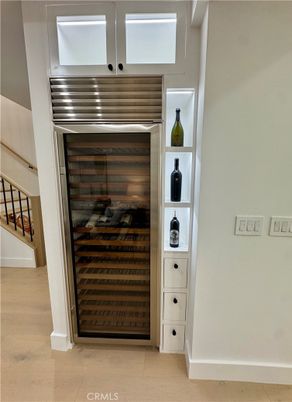 Interior, Stainless Steel Appliances