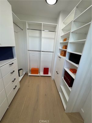 Interior, Walk-in Closets, Wood Texture Flooring
