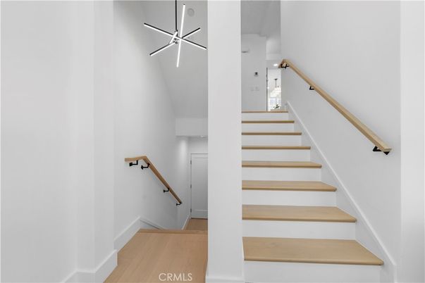 Interior, Pendant Lights, Wood Texture Flooring