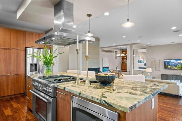Interior, Kitchen, Living room, Pendant Lights, Recessed Lighting, Stainless Steel Appliances, Wood Texture Flooring