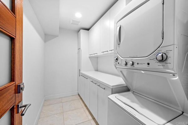 Interior, Recessed Lighting, Washer