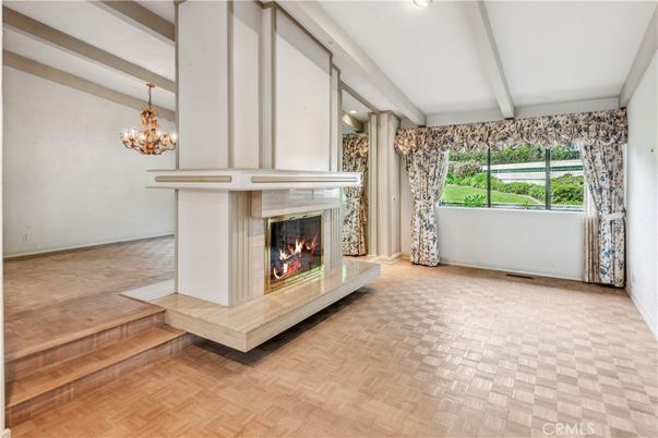 Chandelier, Fireplace, Interior, Recessed Lighting, Wood Texture Flooring