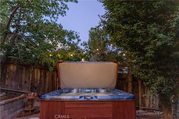 Exterior, Hot Tub