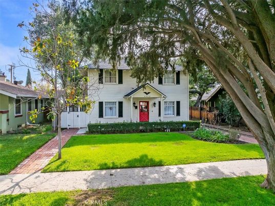 Backyard, Exterior, Facade, Georgian