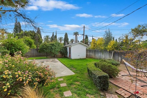 Backyard, Detached Garage, Exterior
