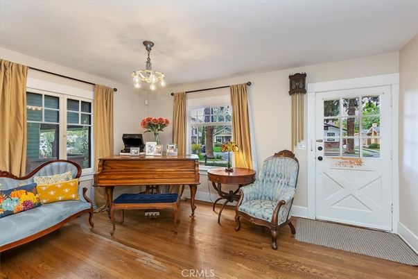 Home Office, Interior, Pendant Lights, Wood Texture Flooring