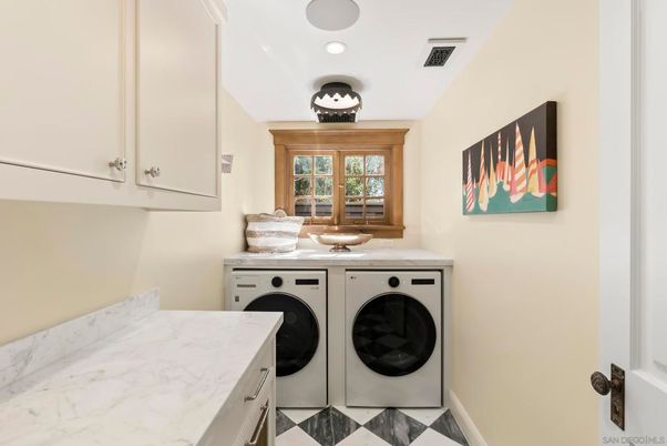 Interior, Recessed Lighting, Washer