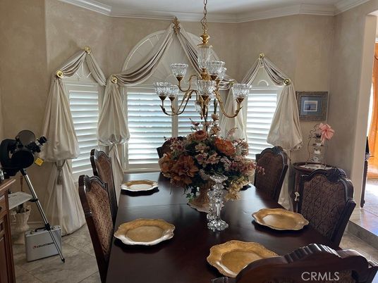 Chandelier, Dining room, Interior
