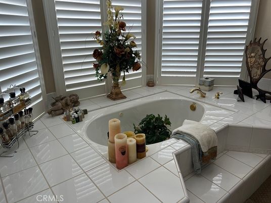 Bathroom, Interior, Tile Countertops