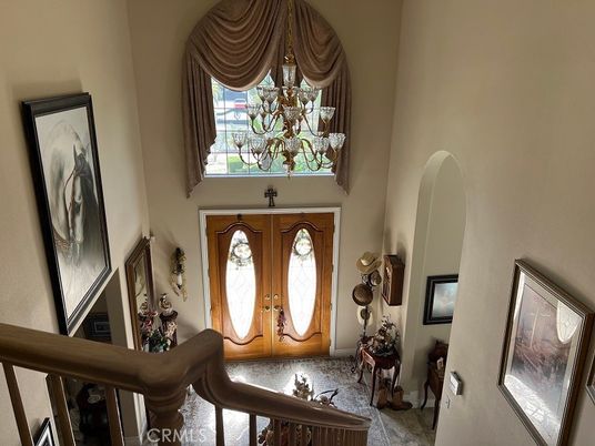 Chandelier, Interior
