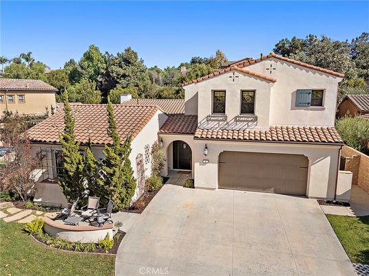 Attached, Exterior, Facade, Spanish Mediterranean