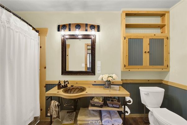 Bathroom, Interior, Wood Texture Flooring