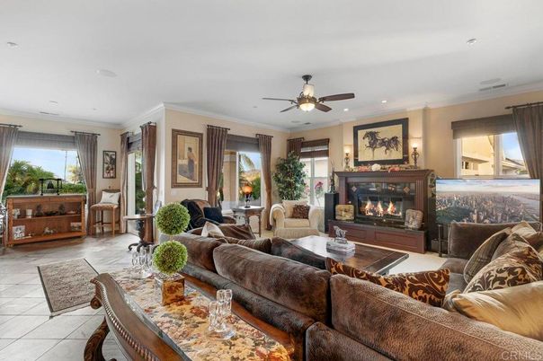 Fireplace, Interior, Living room, Recessed Lighting