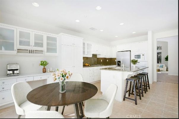 Dining room, Interior, Kitchen, Recessed Lighting, Stainless Steel Appliances