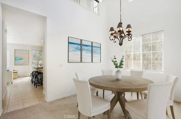 Chandelier, Dining room, Interior, Recessed Lighting