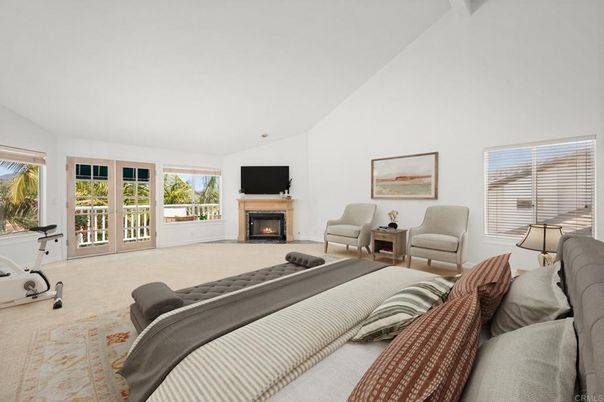 Bedroom, Fireplace, Fitness Equipment, Interior, Living room