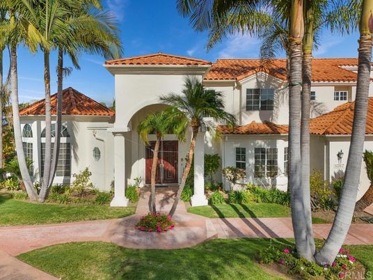 Exterior, Facade, Spanish Mediterranean