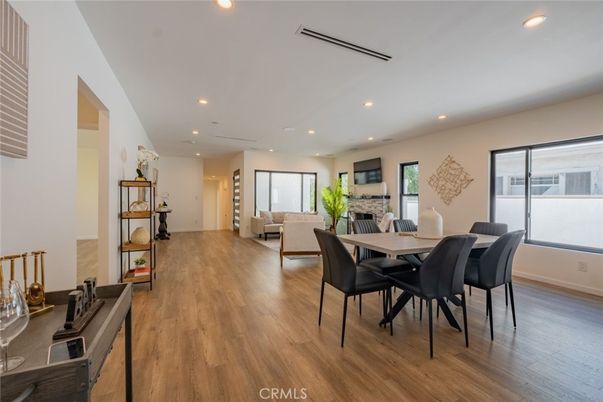 Dining room, Interior, Living room, Recessed Lighting, Wood Texture Flooring