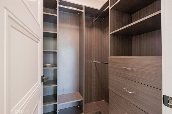Interior, Walk-in Closets, Wood Texture Flooring