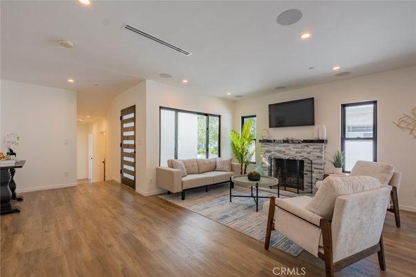 Fireplace, Interior, Living room, Recessed Lighting, Wood Texture Flooring
