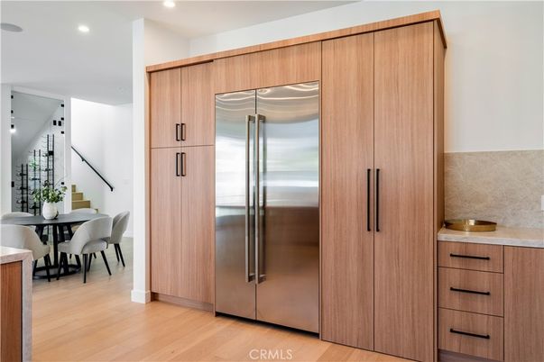 Dining room, Interior, Kitchen, Recessed Lighting, Stainless Steel Appliances, Wood Texture Flooring