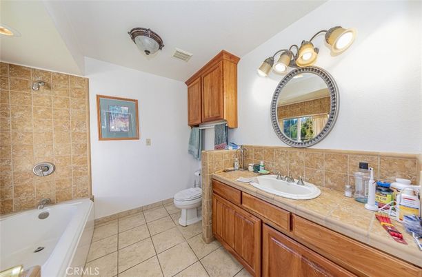 Bathroom, Interior, Recessed Lighting, Tile Countertops