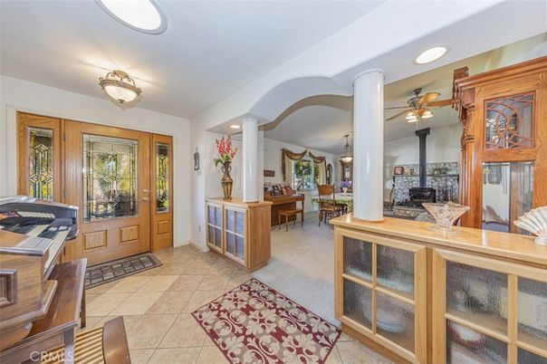 Dining room, Interior, Recessed Lighting