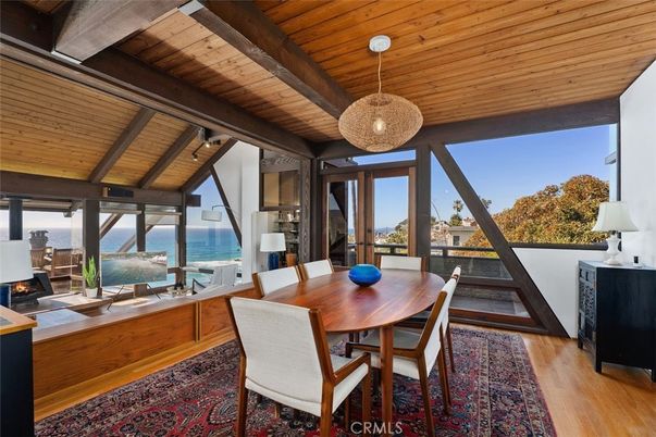 Dining room, Interior, Pendant Lights, Water, Wooden Beams, Wooden Ceilings, Wood Texture Flooring