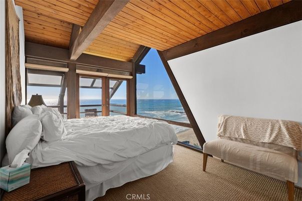 Bedroom, Interior, Water, Wooden Beams, Wooden Ceilings