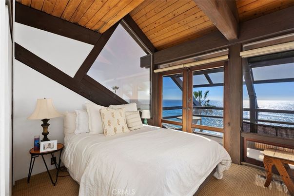 Bedroom, Interior, Water, Wooden Beams, Wooden Ceilings