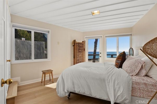Bedroom, Interior, Water, Wood Texture Flooring