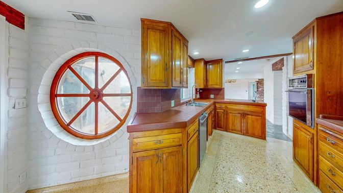 Interior, Kitchen, Recessed Lighting, Stone Walls