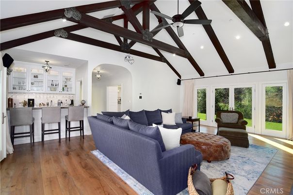 Interior, Kitchen, Living room, Recessed Lighting, Wooden Beams, Wood Texture Flooring