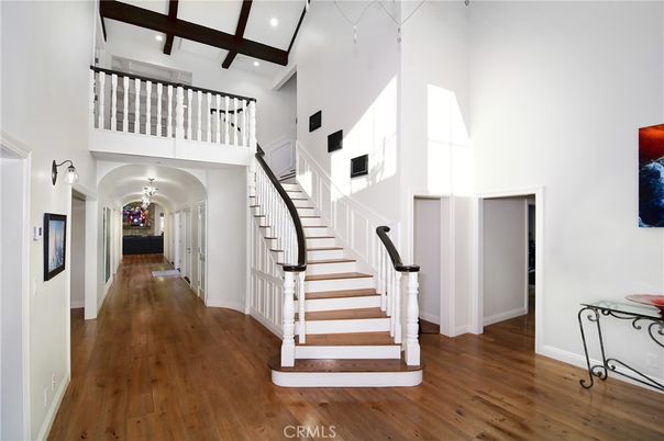Interior, Recessed Lighting, Wooden Beams, Wood Texture Flooring