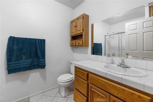 Bathroom, Interior, Tile Countertops